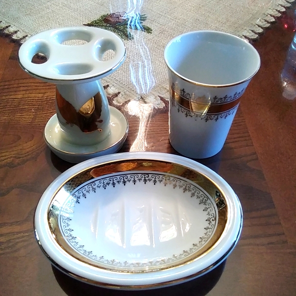 Putter Flies 3 Piece Bathroom Set - Picture 1 of 4